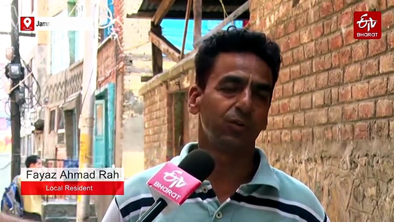 Housing Shortage Forces People To Live In Cramped Conditions In Kashmir's Srinagar City