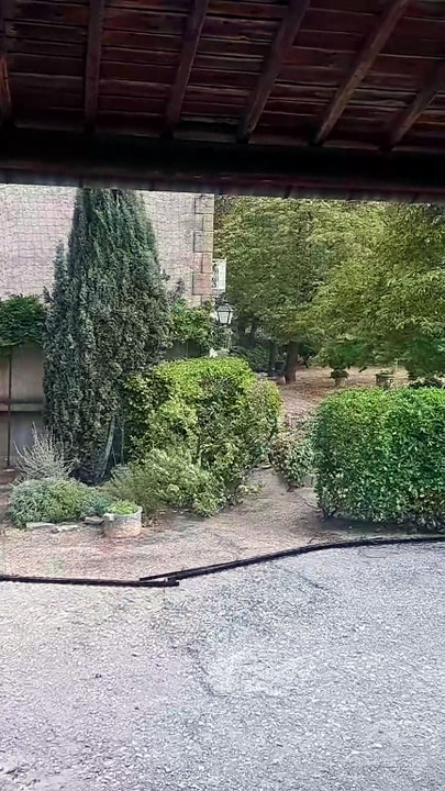 Une tornade déchaînée filmée en direct à Pomas : « J’ai jamais vu ça »