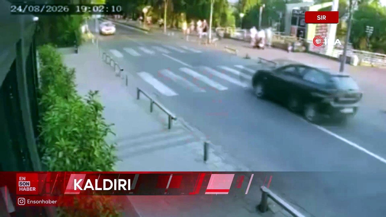 Sırbistan’da ehliyetsiz sürücü kaldırımdaki aileye çarptı