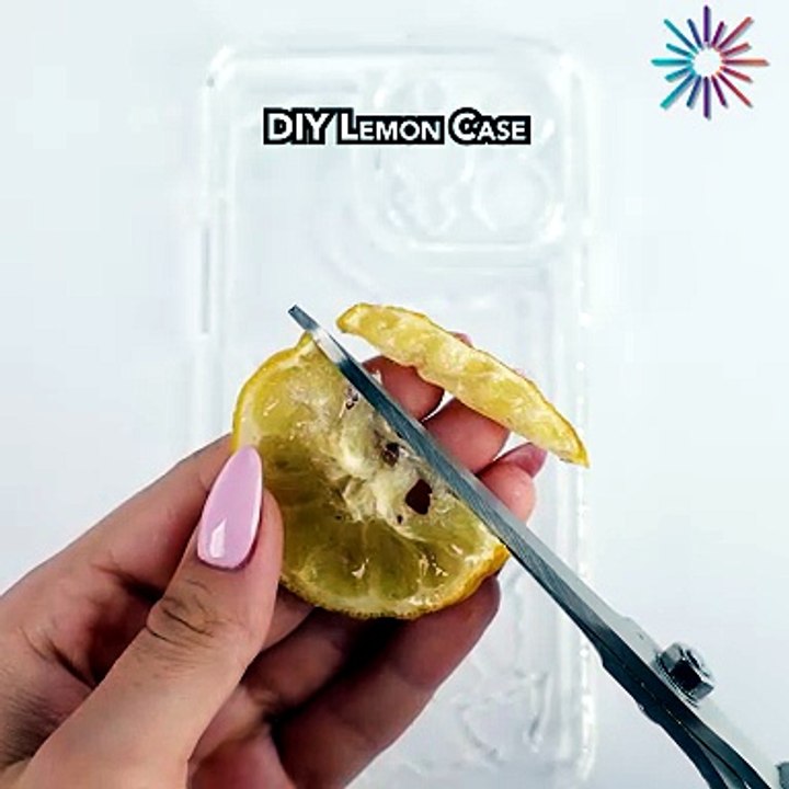 Creative lemon phone case! 🍋