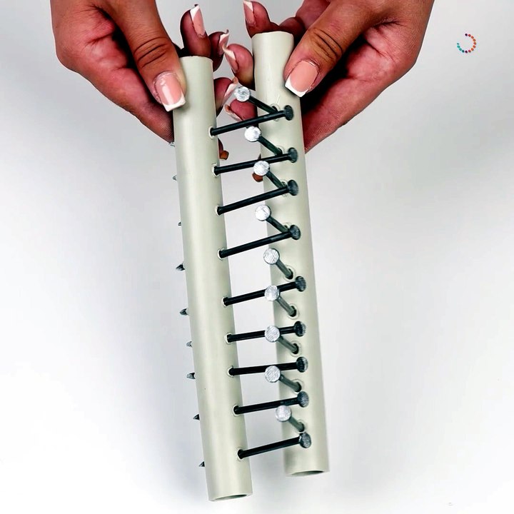 Craft your own DIY rake with just a few materials 🙌