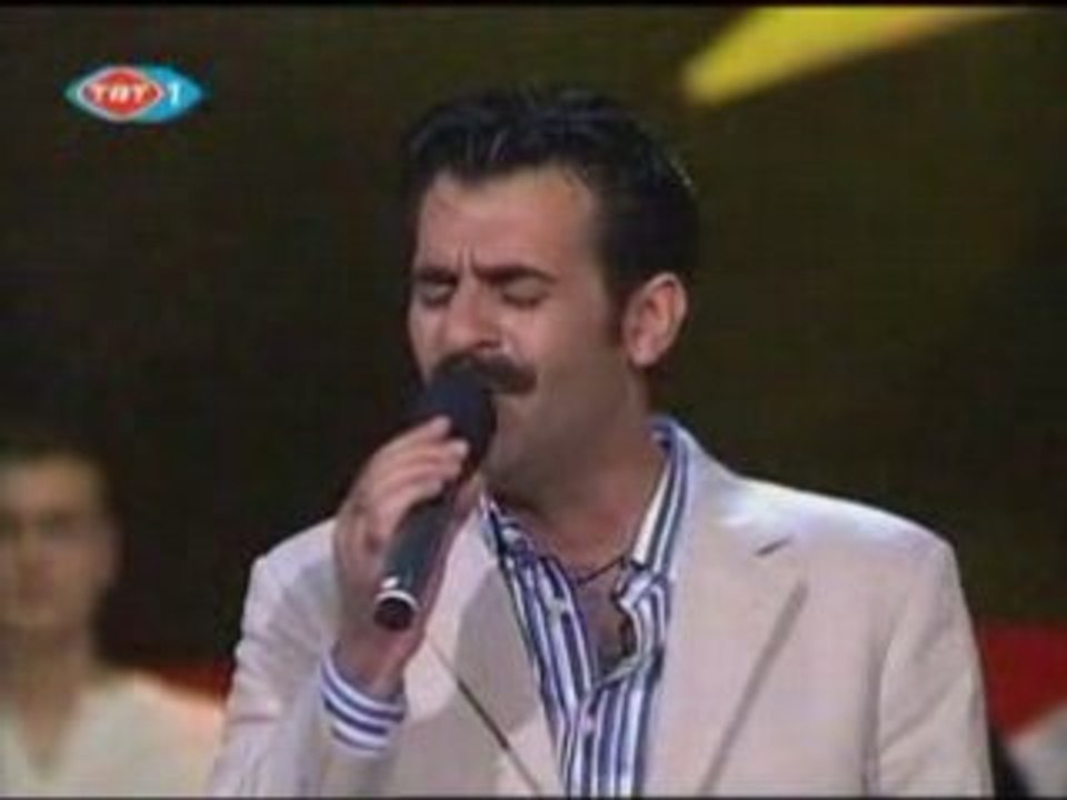 Hüseyin Turan - Şafak Söktü Yine ve Halay