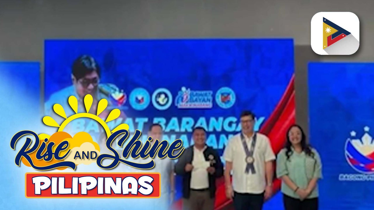 Executive Sec. Ralph Recto, pinangunahan ang pamamahagi ng socio-civic projects fund para sa mahigit 1K barangay sa Iloilo
