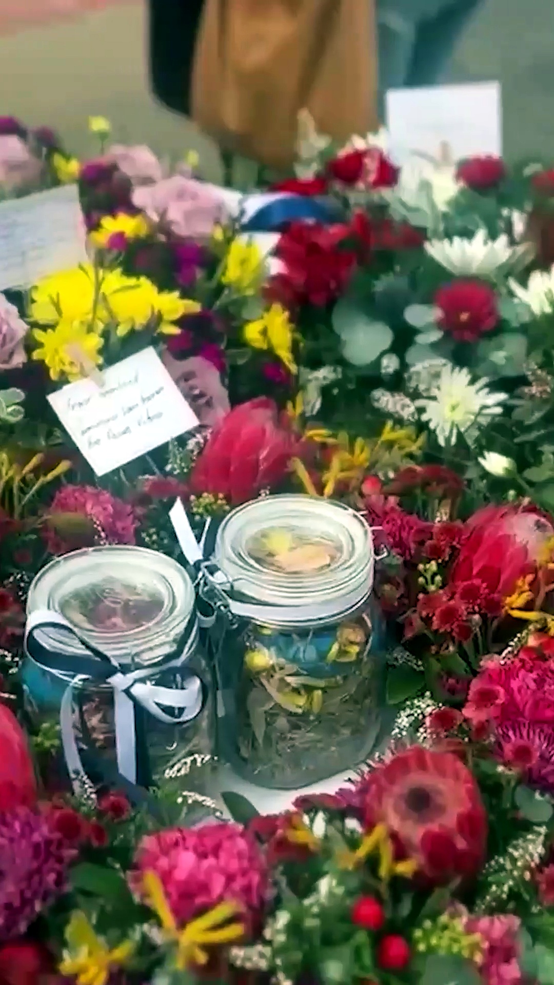 Porepunkah remembered: Hundreds honour slain police officers