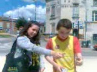 Sezer galere a allumer un petard et le foire