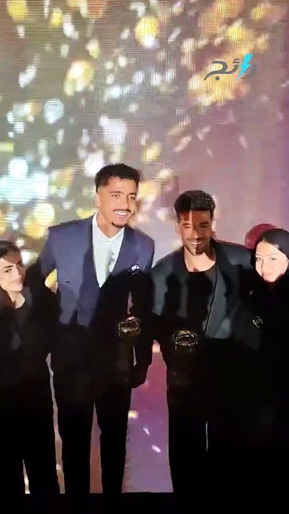 عدي الدباغ وحسام وعبد الله السعيد في حفل جوائز الأفضل في الكرة المصرية