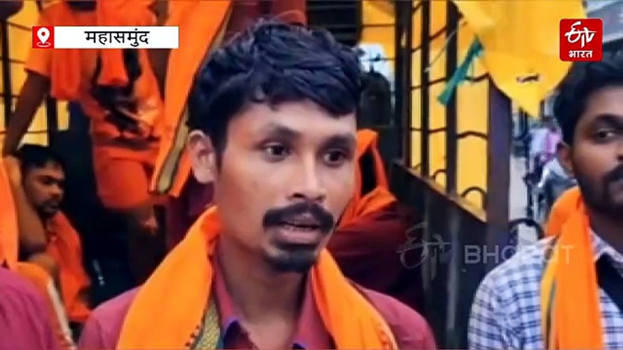 महासमुंद जिले का गौरवपथ गड्ढों से भरा, पैदल चलना भी मुश्किल, जनता के साथ नंगे पैर चलने वाले कांवड़िए भी परेशान