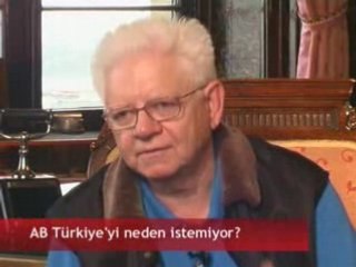 Toplumdaki uyuşukluk ve umursamazlık (Oktay Sinanoğlu)