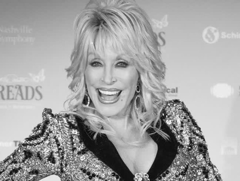 Zu ehren von dolly parton: "9 to 5" erklingt am buckingham-palast