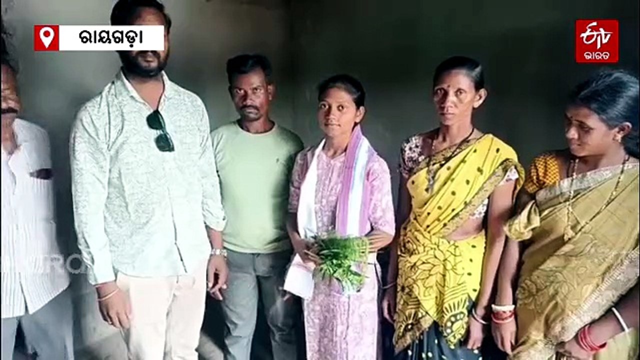 ଗାଁ ପାଇଁ ଗର୍ବ ଆଣିଲେ କବିତା;  ଆର୍ଥିକ ସଂଘର୍ଷ ଭିତରେ ନିଟ୍ ପାଇଲେ ବିଷମକଟକର ପ୍ରଥମ ଆଦିବାସୀ ଝିଅ