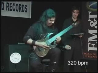 Le guitariste le plus rapide au monde