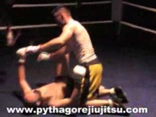 Cyrille Crochet Vs Yoann Coulon lors du M.T.F.4 du 14/06/08