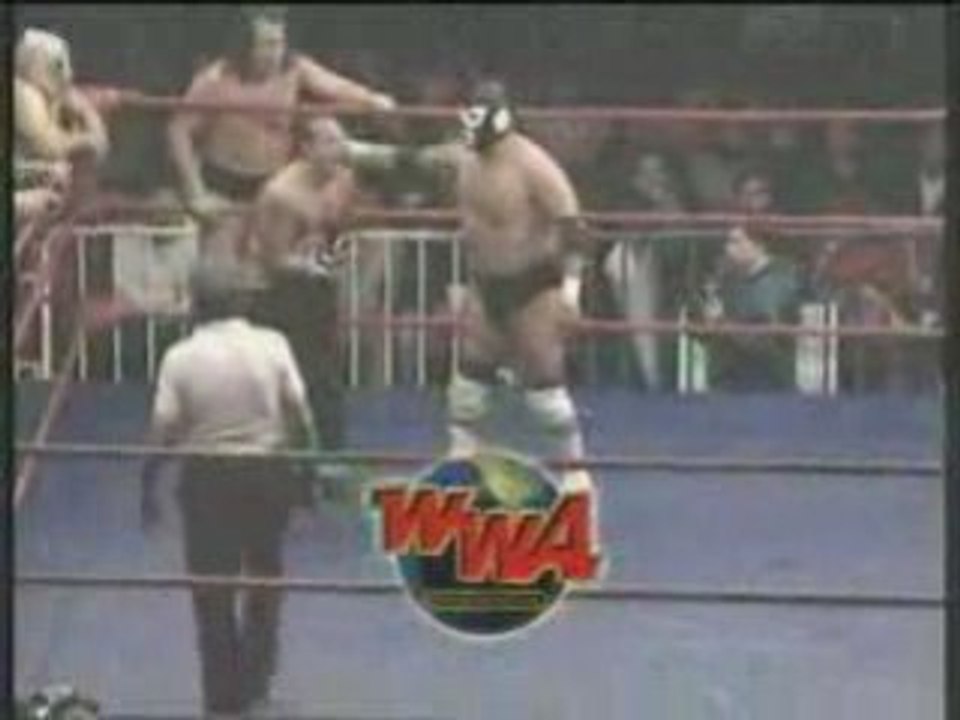 8 Man Tag Team Match