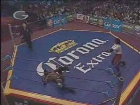 Zorro vs CIbernetico (c) for the AAA World Title