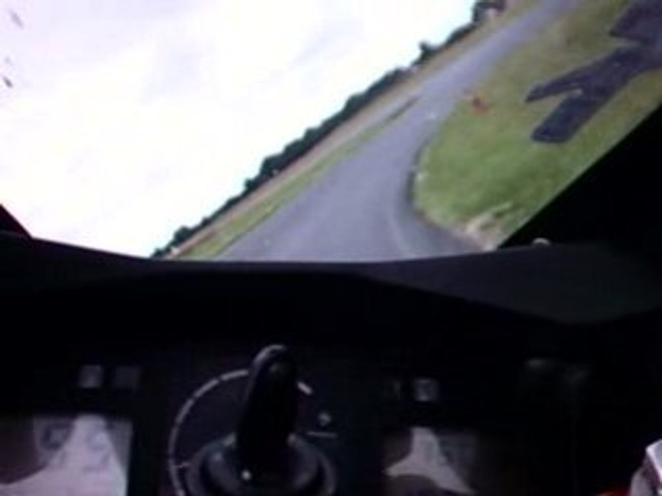 Tours embarqués RSV1000 THE DUDE circuit de Lurcy Levis