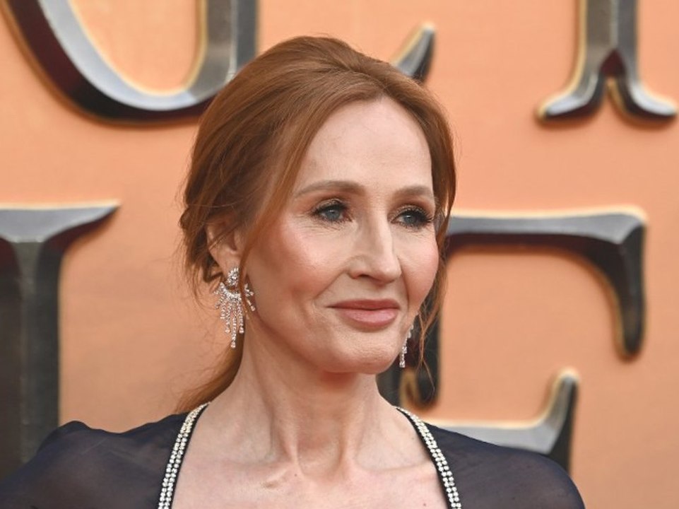 Nach Abschied von Dolly Parton: J.K. Rowling wird der Tod gewünscht