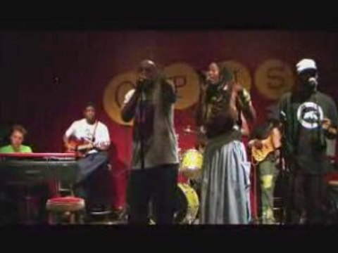 Emer Gea Feat Akoma Aya Je T'aime