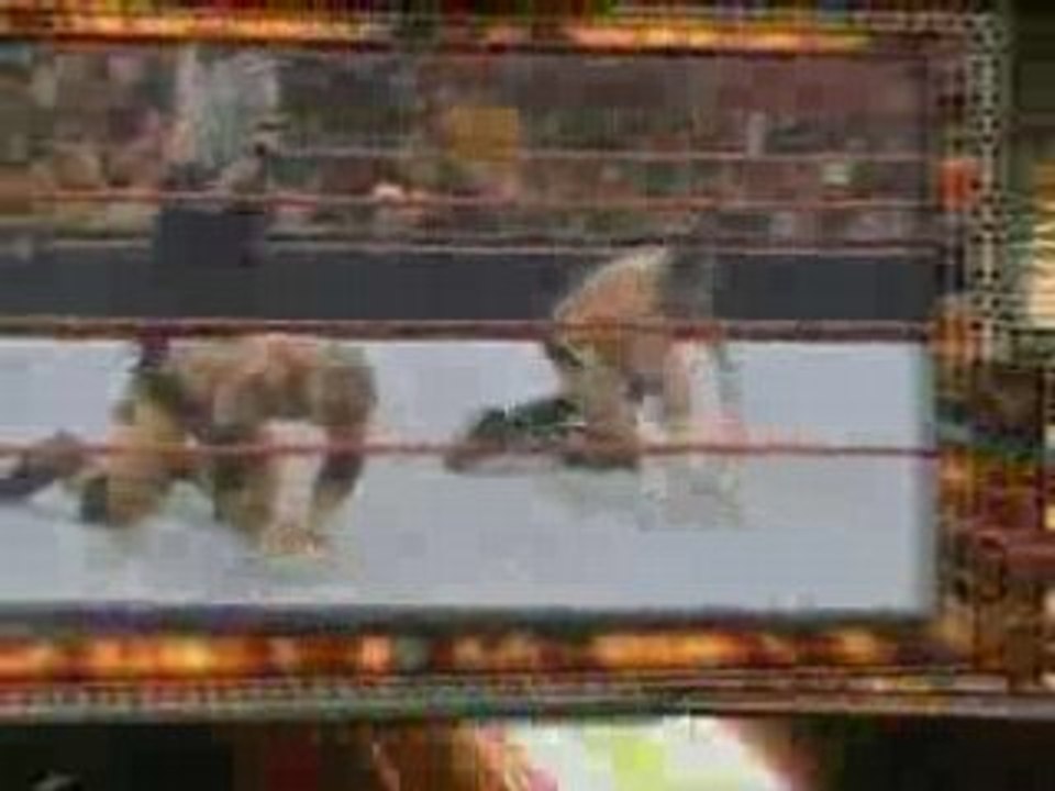 WWE Raw 7/21/08 CM Punk vs Batista (2/2)