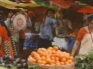 engeyo partha mayakam