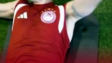 La “Hormiga” González sufre golpe accidental durante entrenamiento con Olympiacos