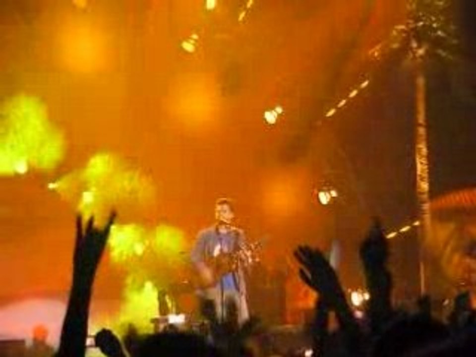 Christophe Mae Ma vie est une larme