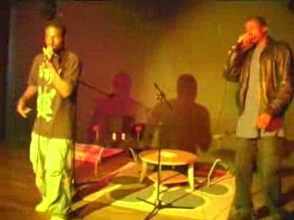 mEC DU a REMIX
