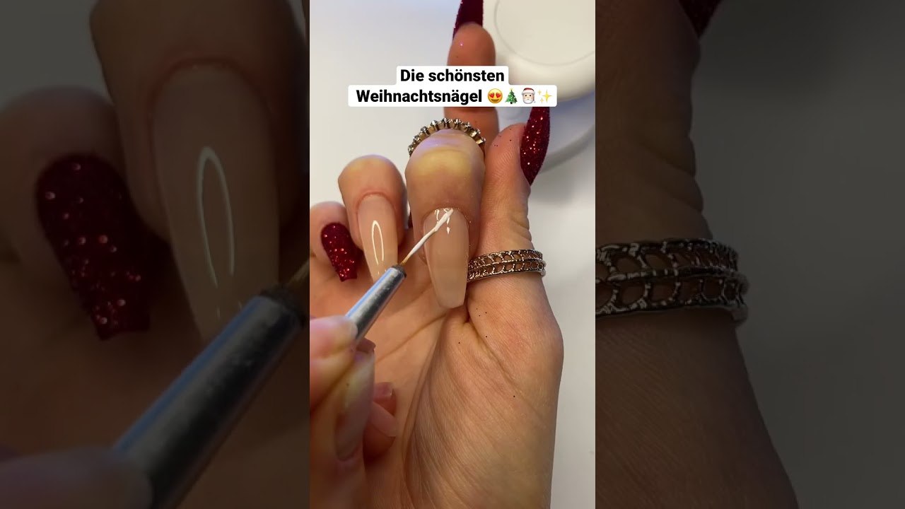 Easy weihnachtsnägel🎅🏻🎄✨ #shorts #nails #gelnails #gelx #naildesign #christmas #nägel #nailinspo