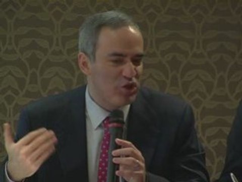 Gary Kasparov : Le "King" en danger