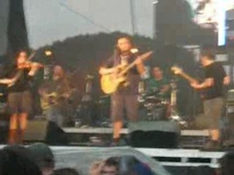 05 - Les Cowboys Fringants - Ruelle laurier au Lasemo Fest'