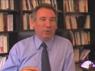 Bayrou sur la réforme des institutions