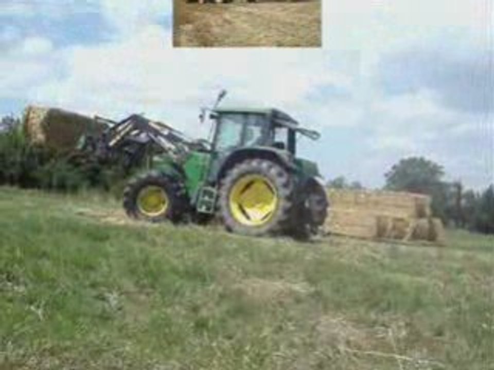 Rentrage de la paille d`orge