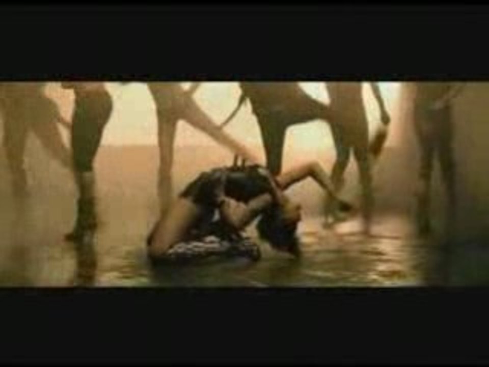 Rihanna Clip Disturbia