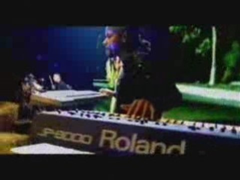 Madonna on french tv music nulle part ailleurs 2000