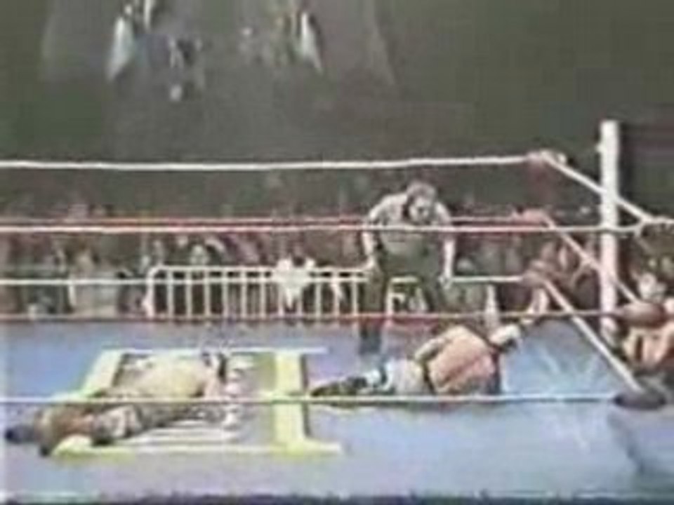 Rey Mysterio vs Misterioso 19/12/97