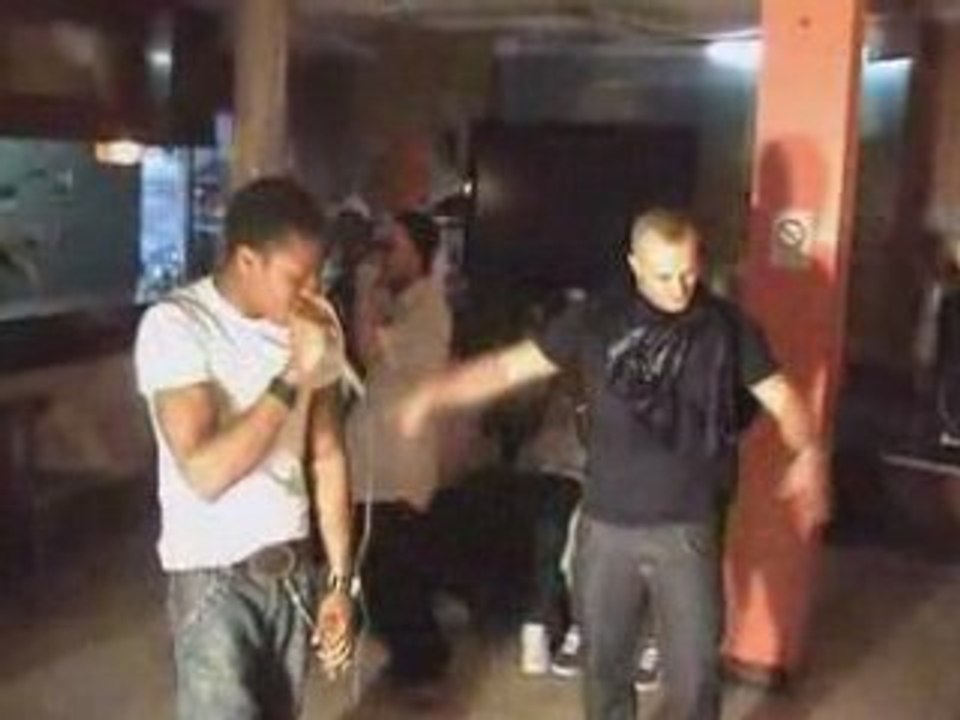 rap77