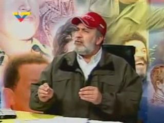 Mario Silva y el art. de Carlos Flores