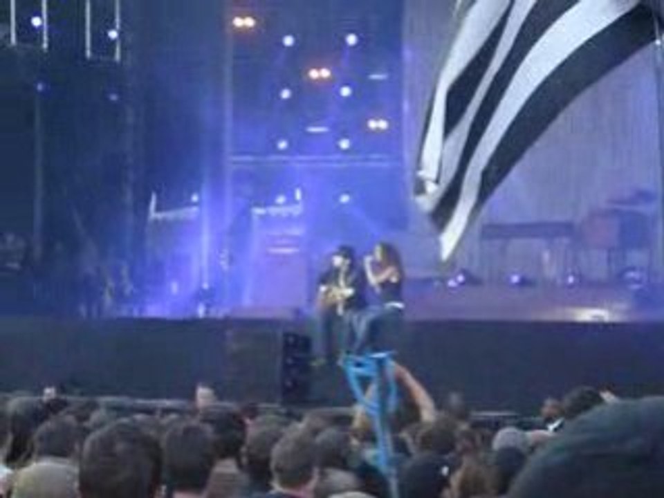 Vanessa Paradis et M Vieilles Charrues 2008