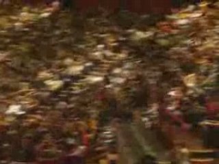 Hola du début du concert du 16.10.2007 Tokio Hotel à Bercy