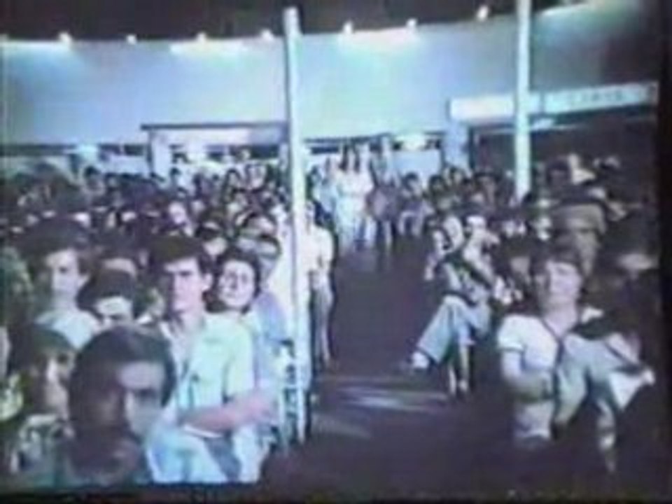 Ibrahim Tatlises  - Yalnizim dostlarim