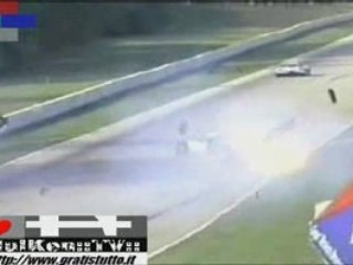 - CAR ACCIDENTS - TERRIBLE CRASH - MCLAREN -