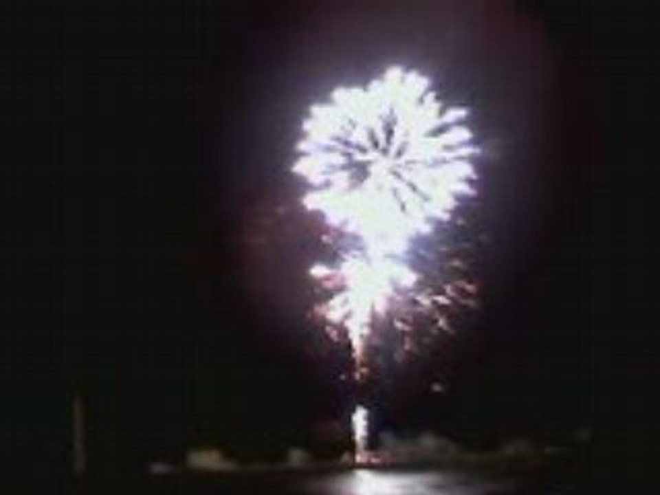 feu d'artifice à la voulte du 14 juillet 2008 partie 2