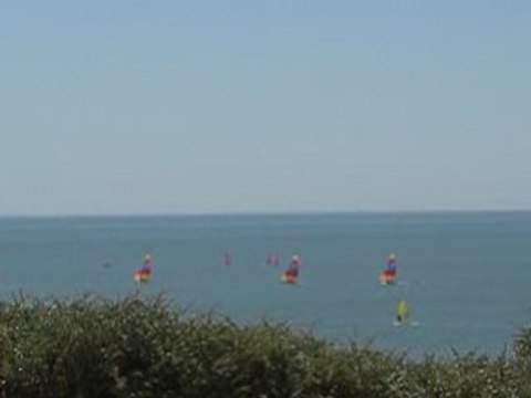 Saint Marc sur Mer : voiliers et planche à voile