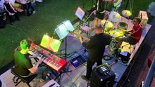 Solid Noise begeistert beim Open-Air-Konzert im Napoleonmuseum