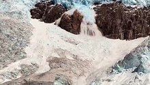 Massive Ice Collapse at Alaska's Northwestern Glacier Triggers Huge Wave