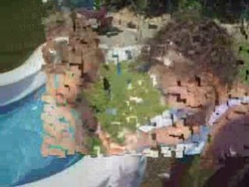 Journée piscine dans le jardin le 23 juillet 2008