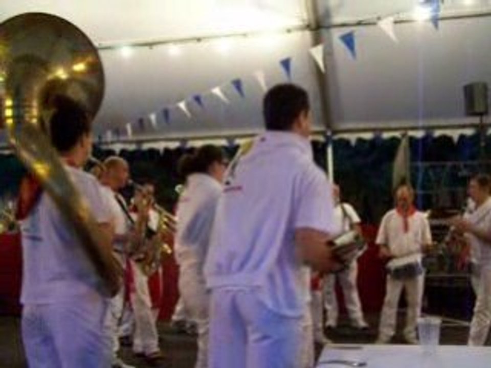 Bandas de Castets à Léon
