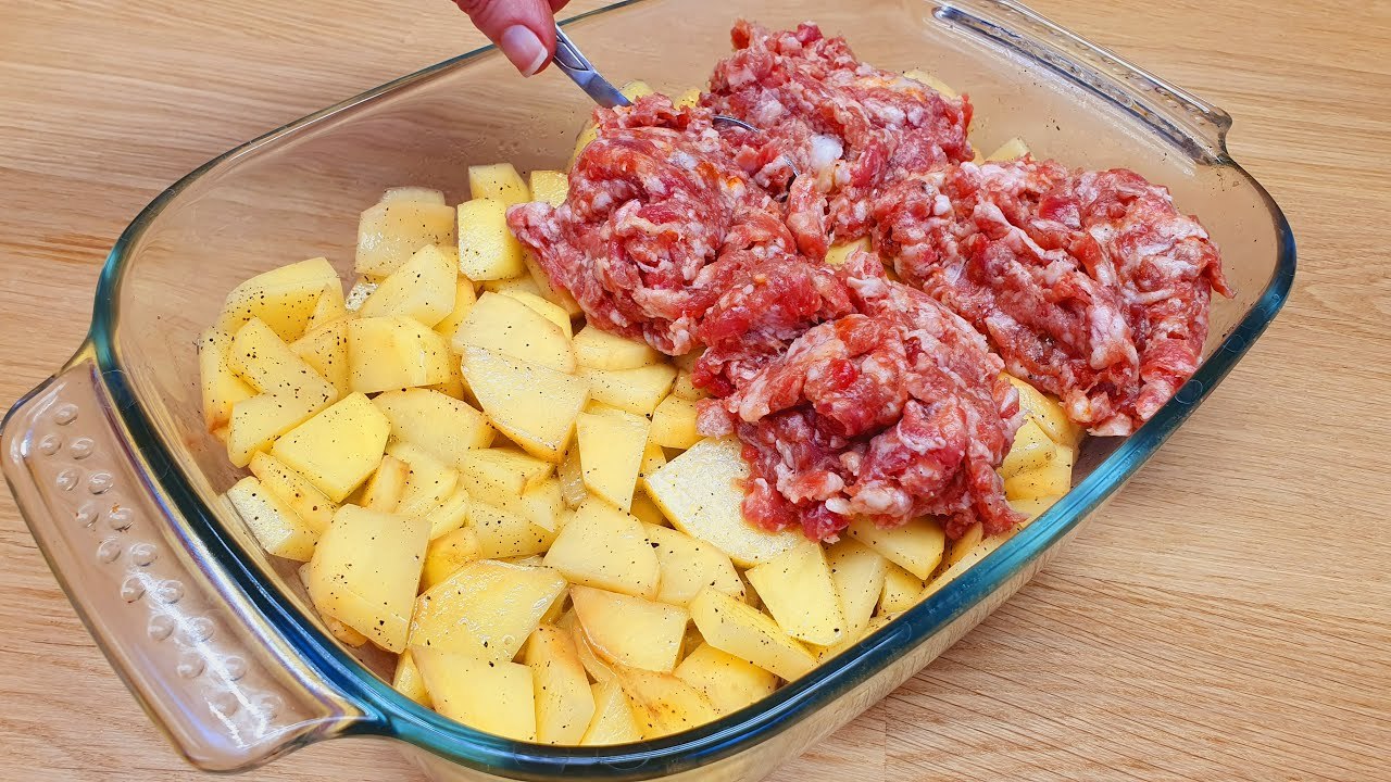 Rezept für ein leckeres Abendessen, Kartoffeln mit Hackfleisch, sehr einfach zuzubereiten