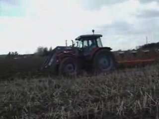 Massey Ferguson 4355 au labour