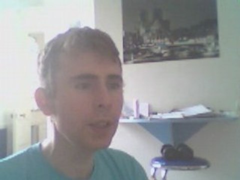 Wiwi égratigne Comme une mélodie