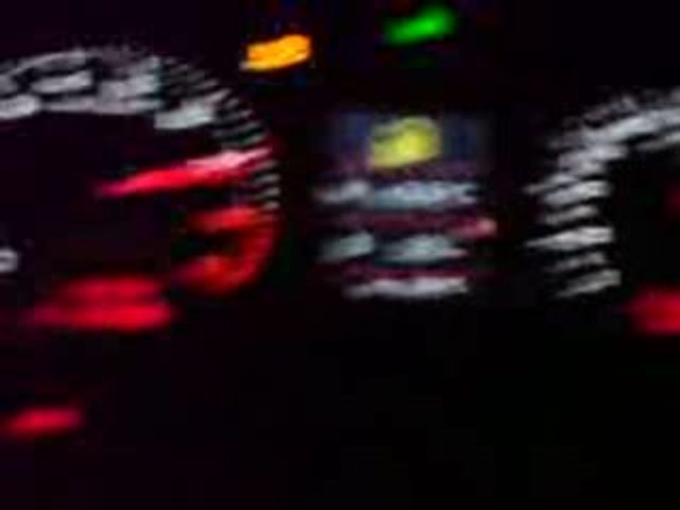 Audi RS4 V8 _ 0 à 220km/h .